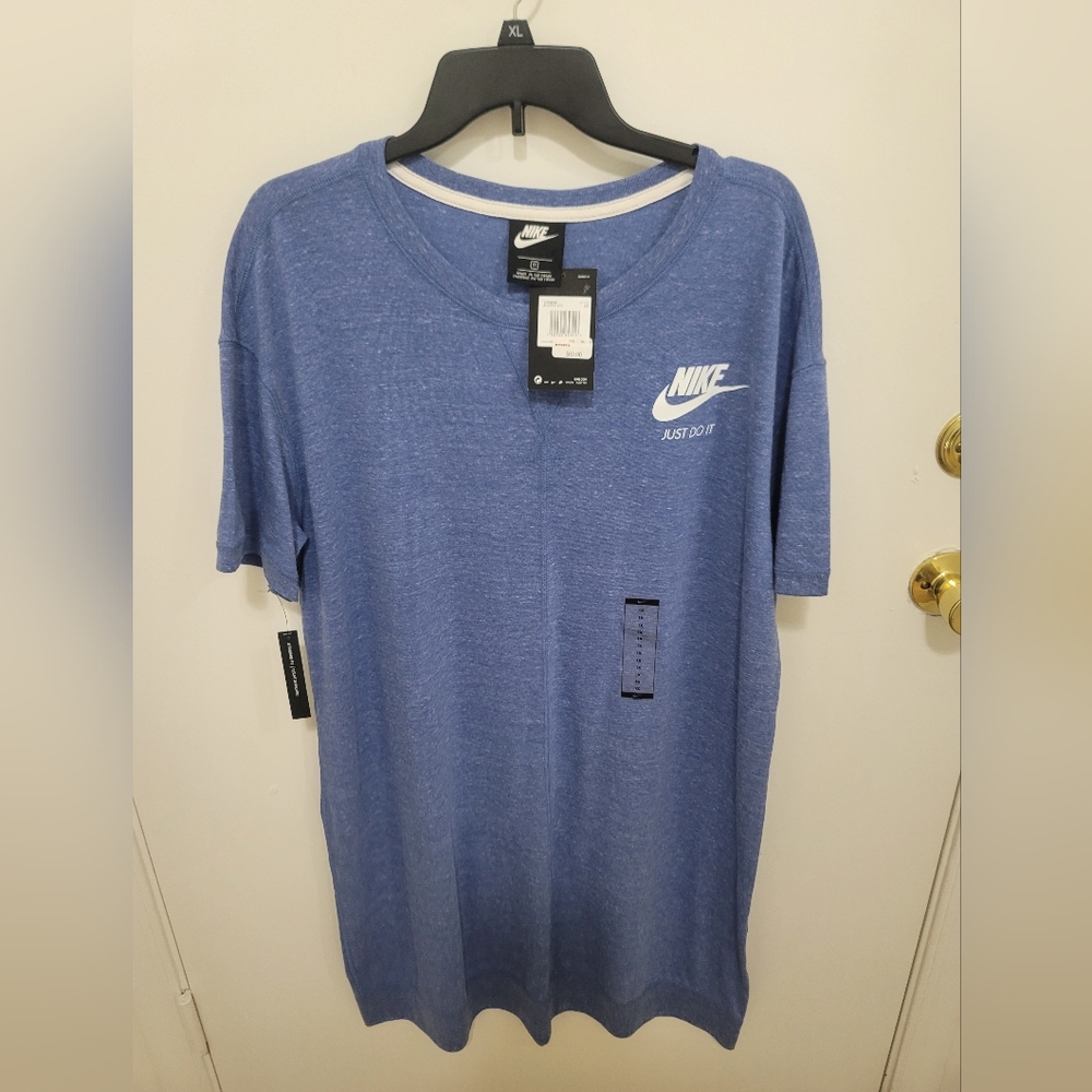 Ladies Nike T-shirt dress